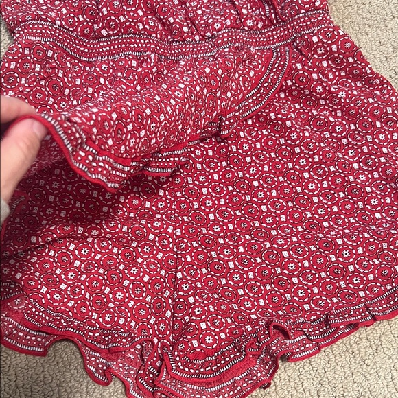 Max Studio Red Patterned Top - Picture 4 of 4